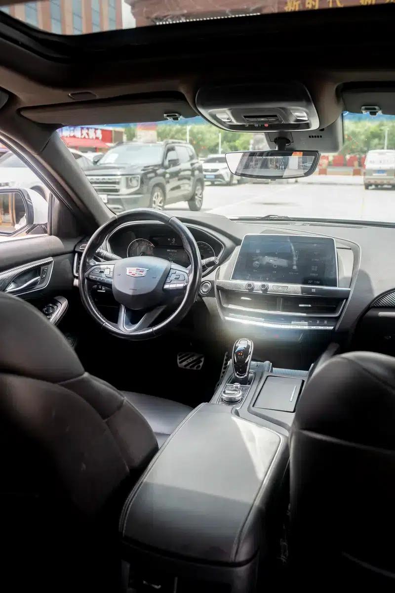 Cadillac CT5 2020 Facelift 28T Fashion Model — миниатюра 13
