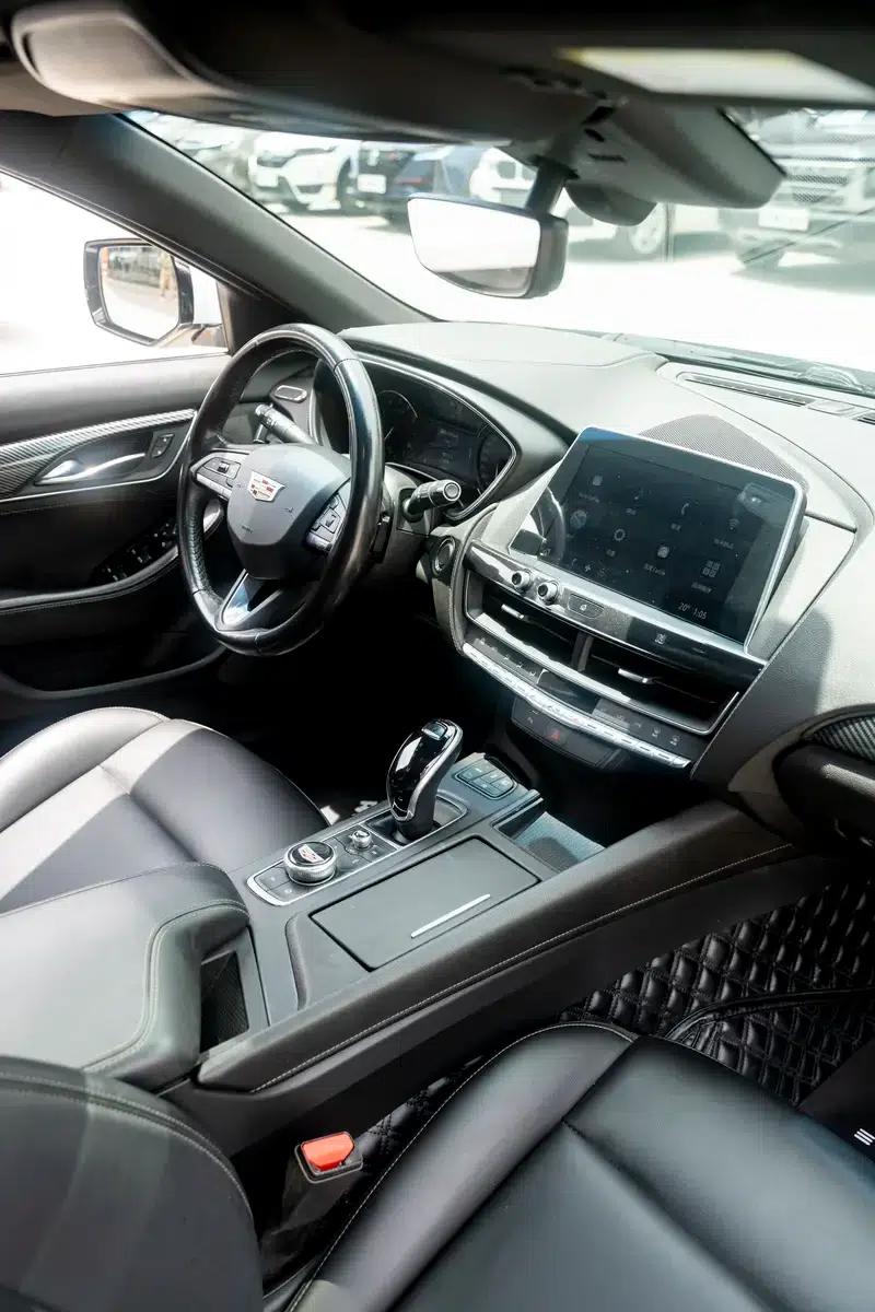 Cadillac CT5 2020 Facelift 28T Fashion Model — миниатюра 16