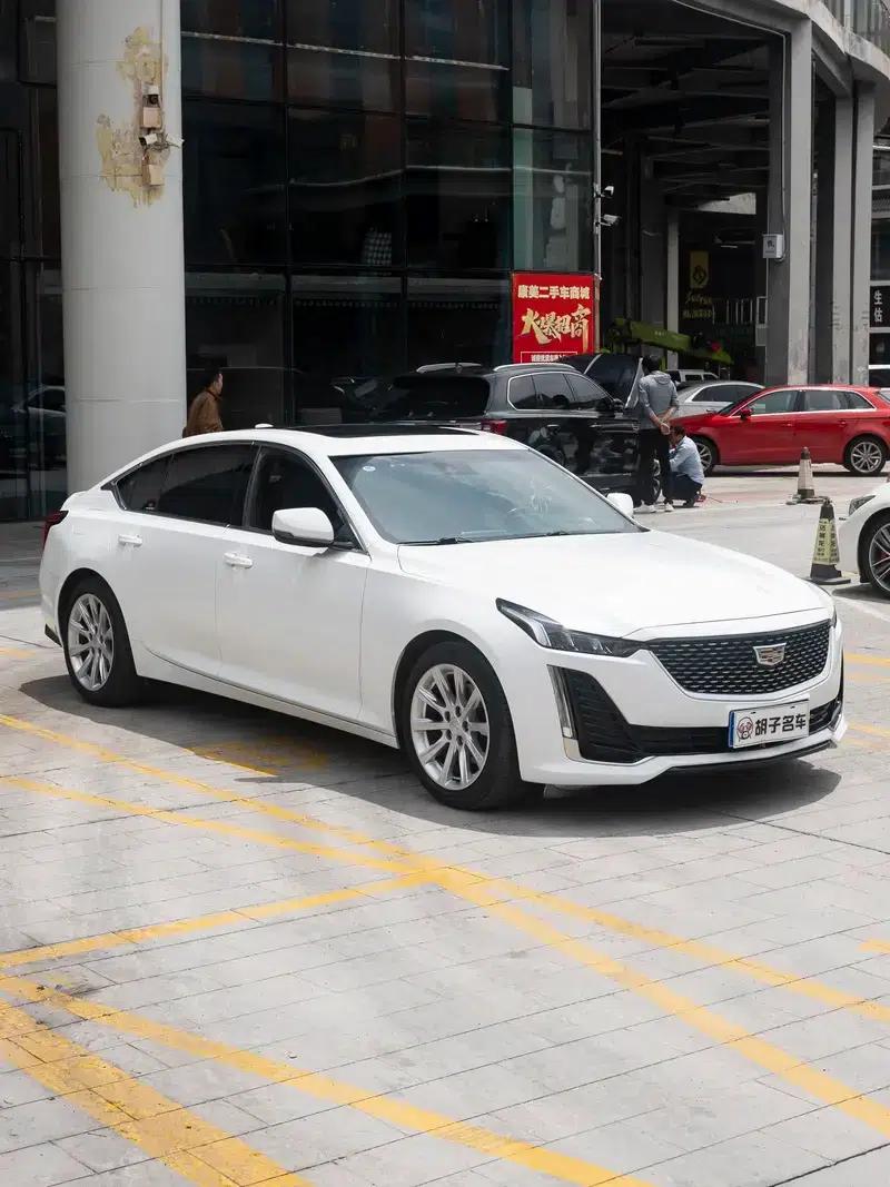 Cadillac CT5 2020 Facelift 28T Fashion Model — миниатюра 3