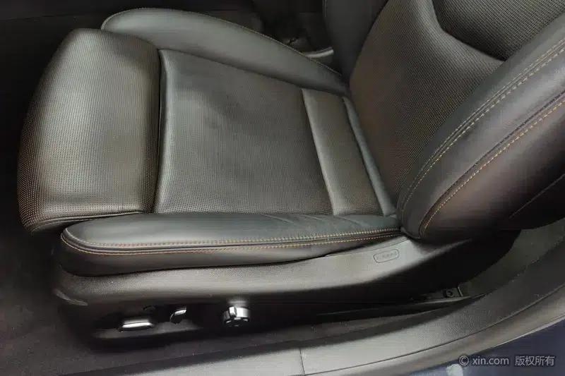 Cadillac CT5 2021 28T Platinum Sport — миниатюра 18