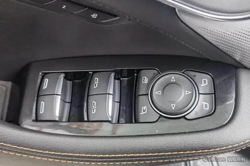 Cadillac CT5 2021 28T Platinum Sport — миниатюра 23