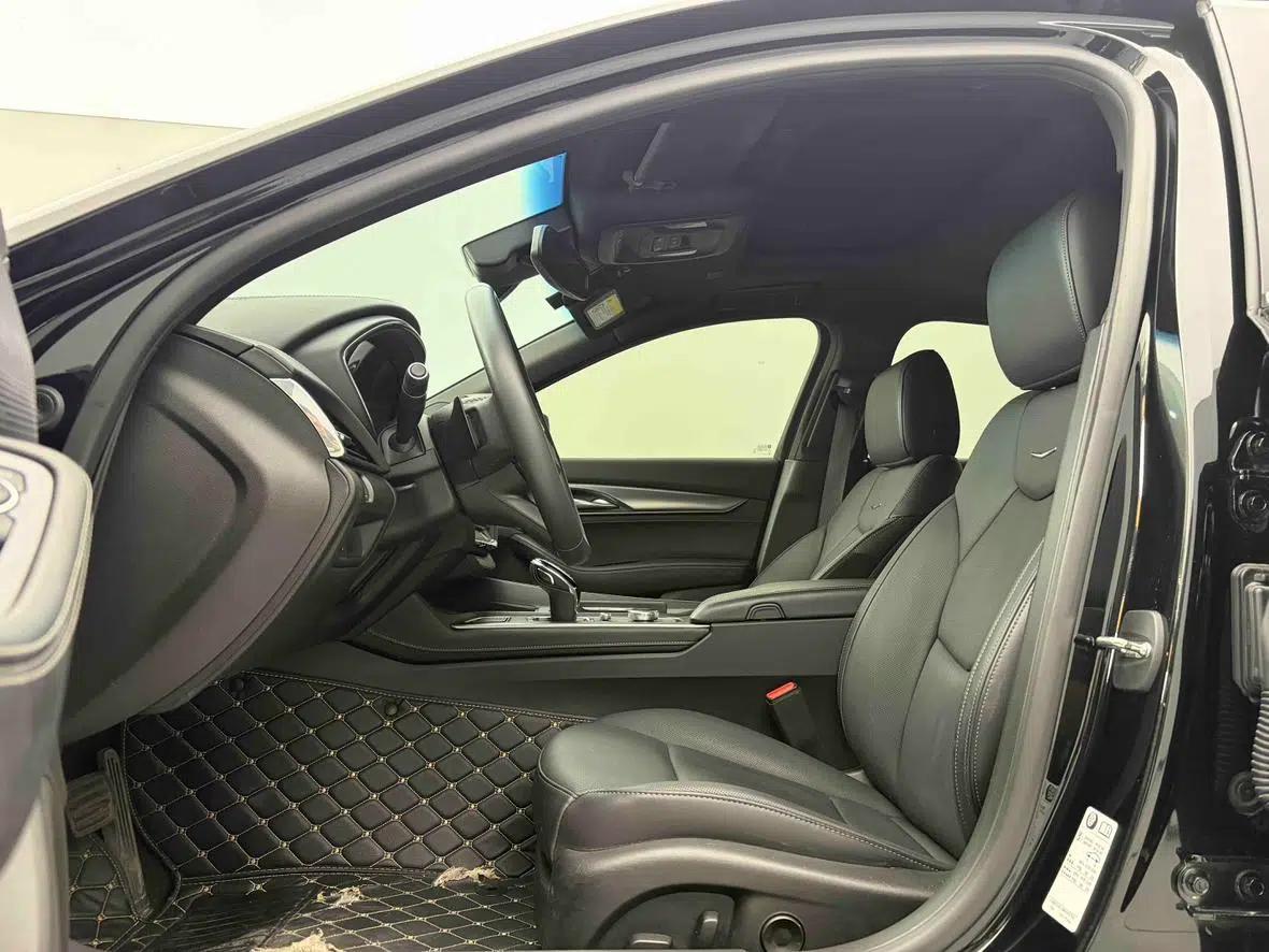 2022 Cadillac CT5 28T Luxury — миниатюра 8