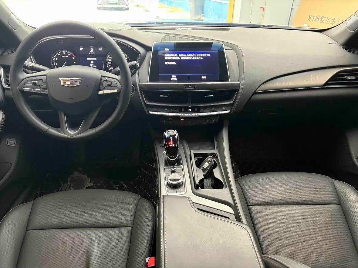 2022 Cadillac CT5 28T Luxury — миниатюра 9