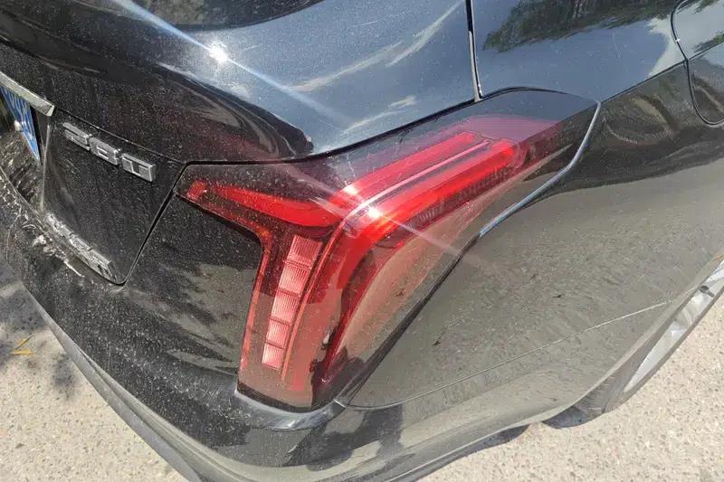 2024 Cadillac CT5 28T Luxury Pro — миниатюра 6