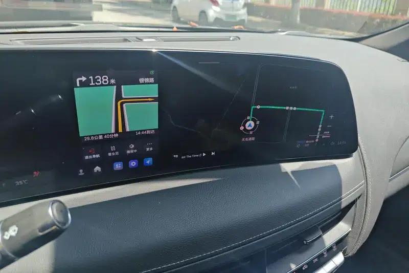 2024 Cadillac CT5 28T Luxury Pro — миниатюра 9