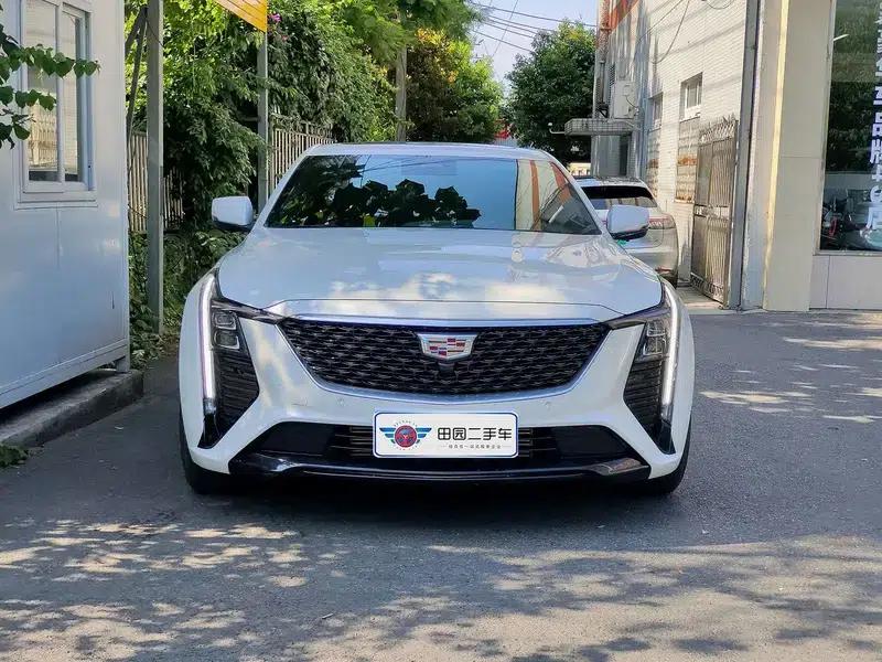 2024 Cadillac CT5 28T Luxury Pro — миниатюра 2