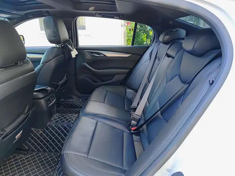 2024 Cadillac CT5 28T Luxury Pro — миниатюра 11