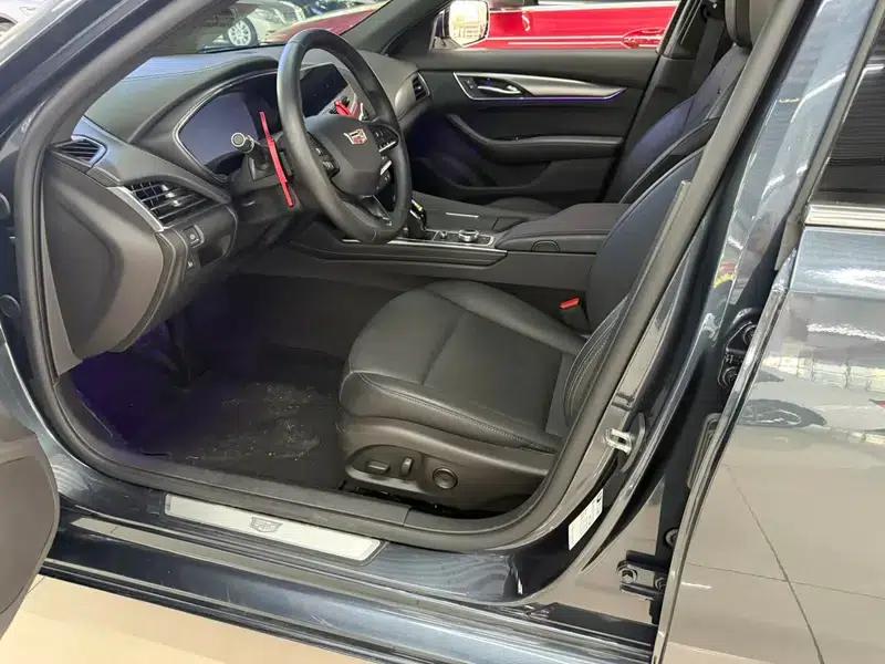 2022 Cadillac CT5 28T Luxury Standard Edition — миниатюра 8