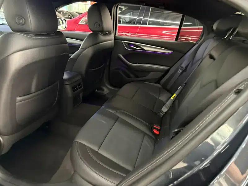 2022 Cadillac CT5 28T Luxury Standard Edition — миниатюра 9