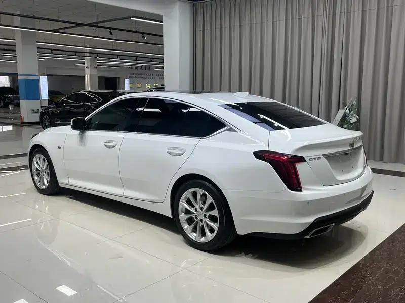 2022 Cadillac CT5 28T Luxury — миниатюра 4