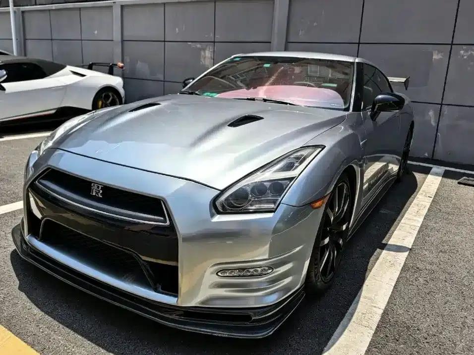 2012 Nissan GT-R 3.8T Premium Edition — миниатюра 1