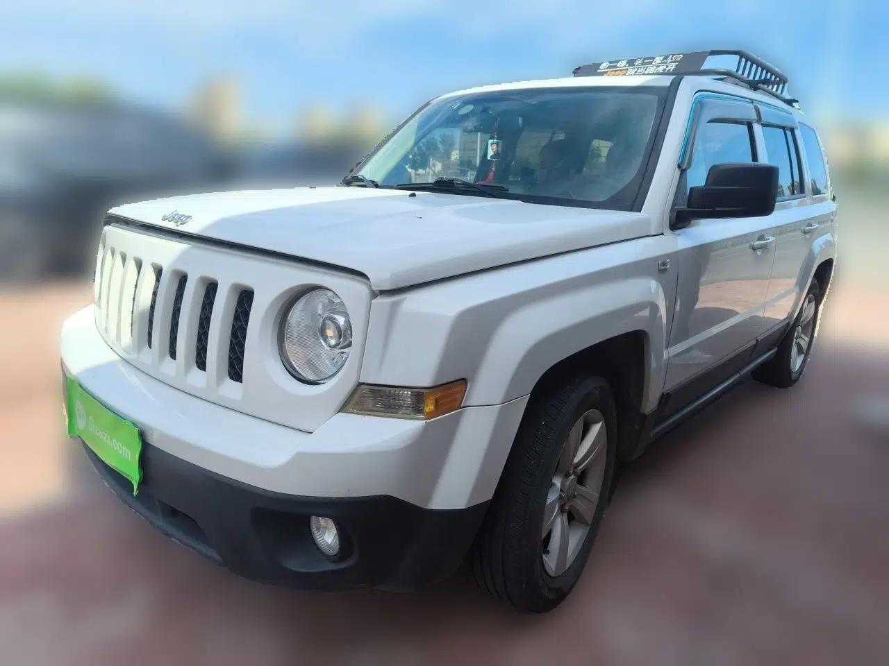 Jeep Patriot 2014 2.4L Sport Edition — миниатюра 1