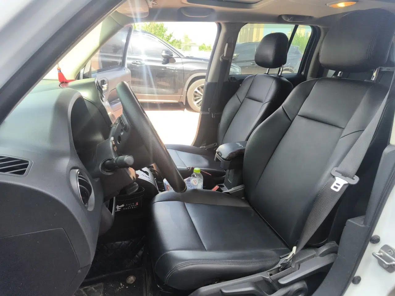 Jeep Patriot 2014 2.4L Sport Edition — миниатюра 15