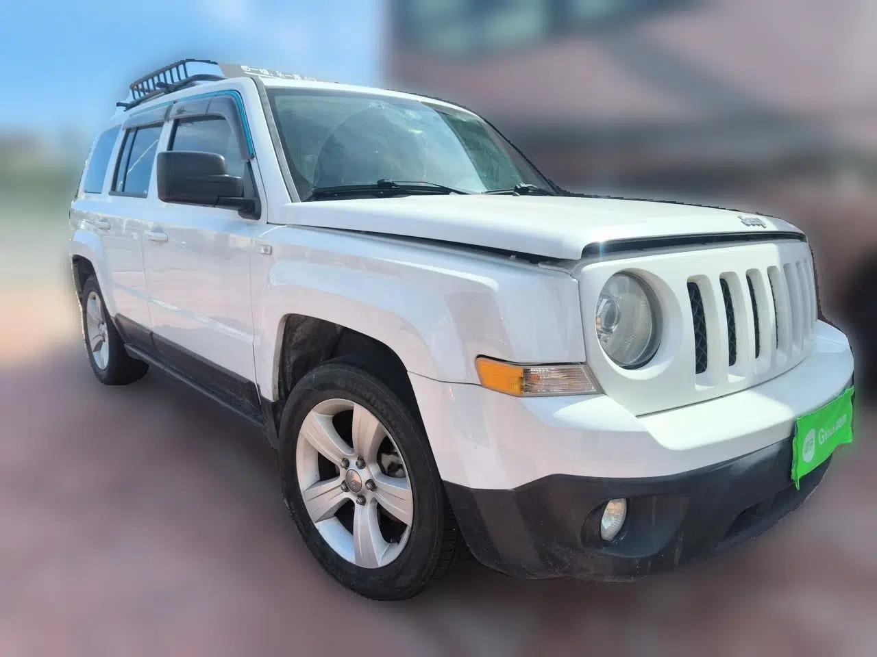 Jeep Patriot 2014 2.4L Sport Edition — миниатюра 3