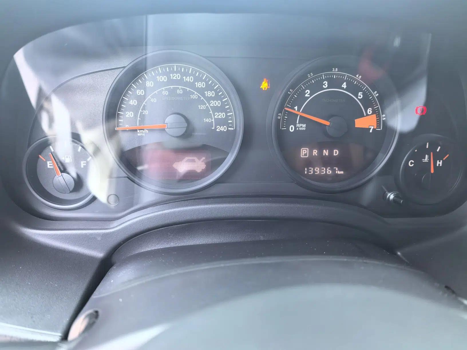 Jeep Patriot 2014 2.4L Sport Edition — миниатюра 9