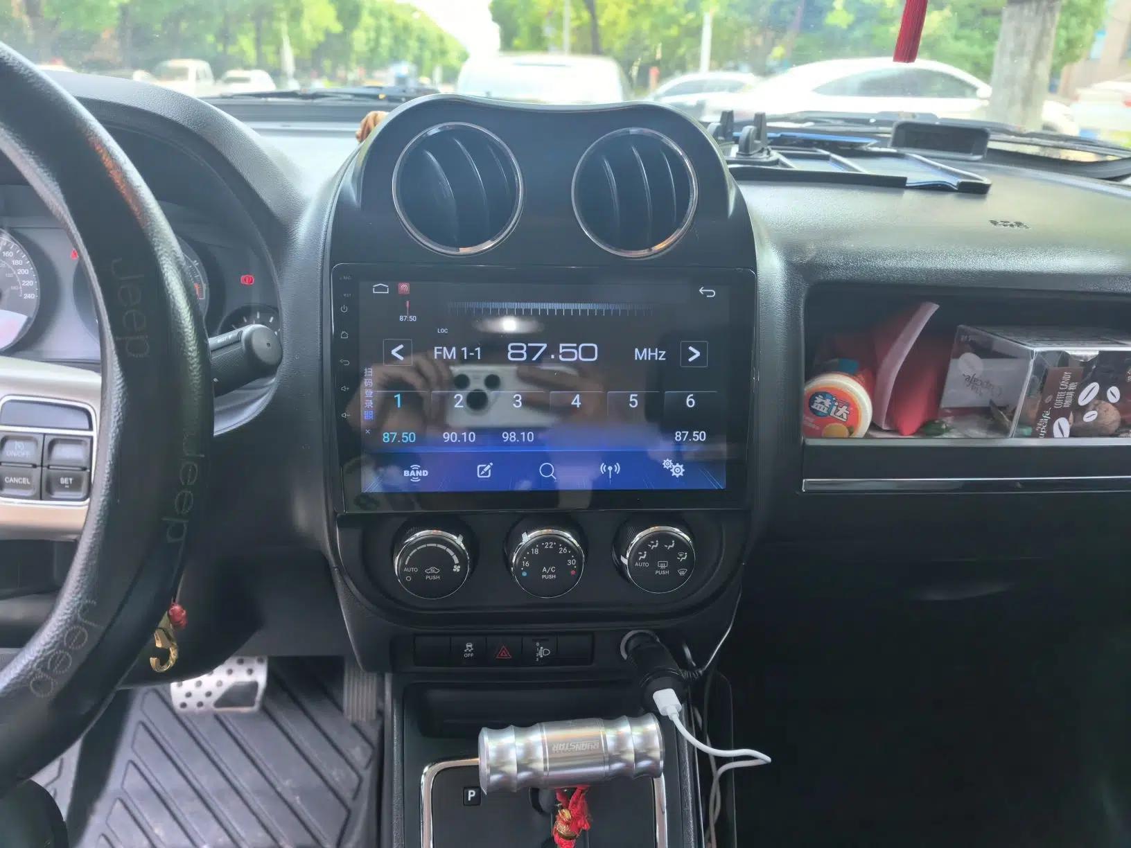 Jeep Patriot 2014 2.4L Sport Edition — миниатюра 10