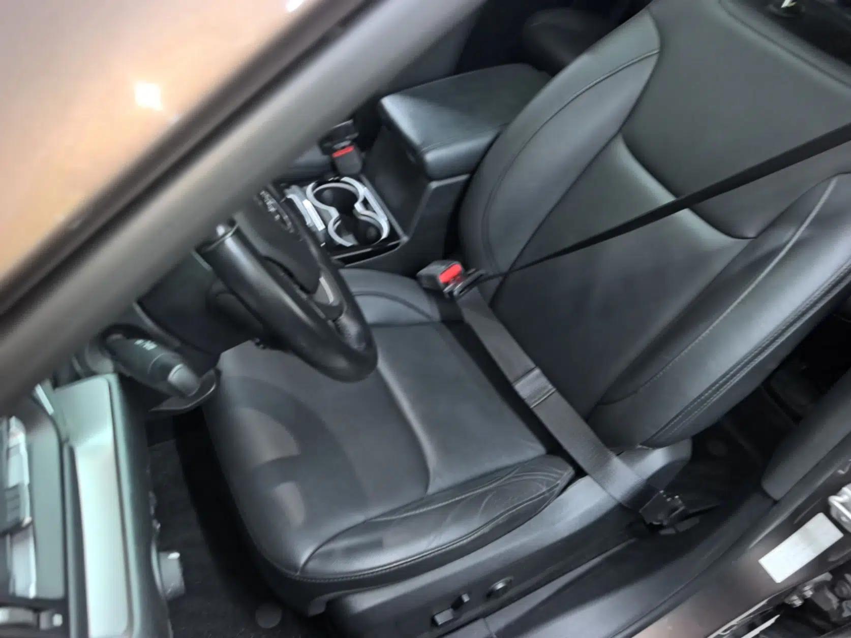 Jeep Commander 2018 2.0T Two-Wheel Drive Enjoy Edition China V — миниатюра 17