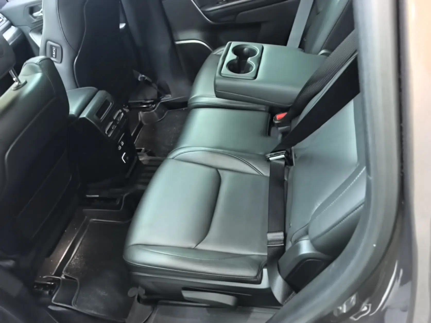 Jeep Commander 2018 2.0T Two-Wheel Drive Enjoy Edition China V — миниатюра 20