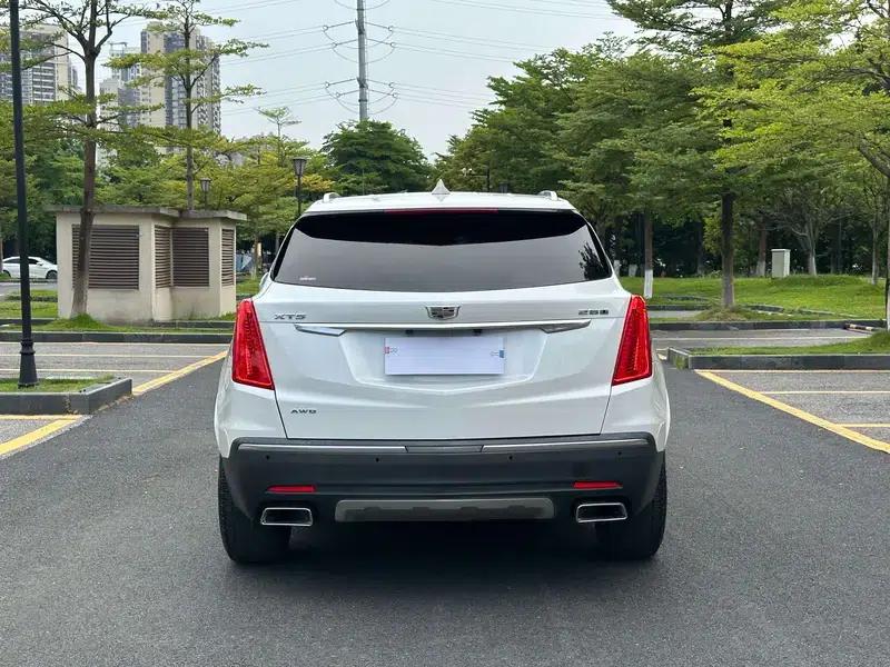 Cadillac XT5 2018 28T AWD Luxury — миниатюра 6