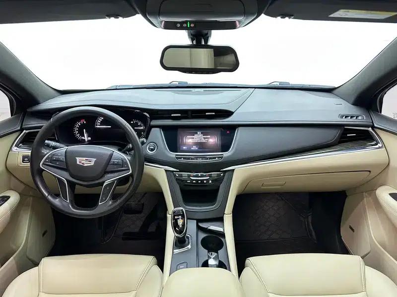 Cadillac XT5 2018 28T AWD Technology Edition — миниатюра 14