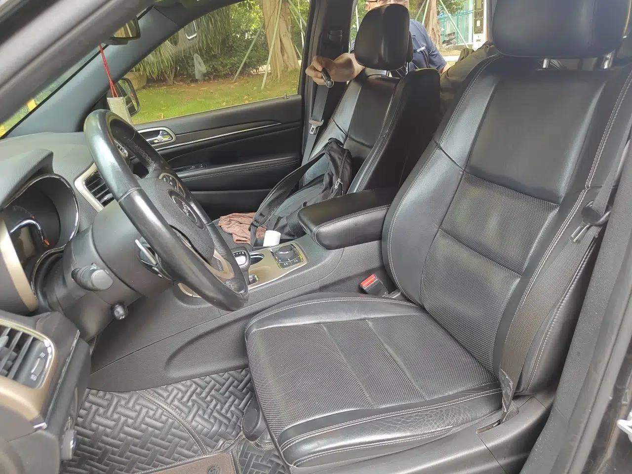 Jeep Grand Cherokee 2015 3.0L Elite Navigation Edition — миниатюра 15