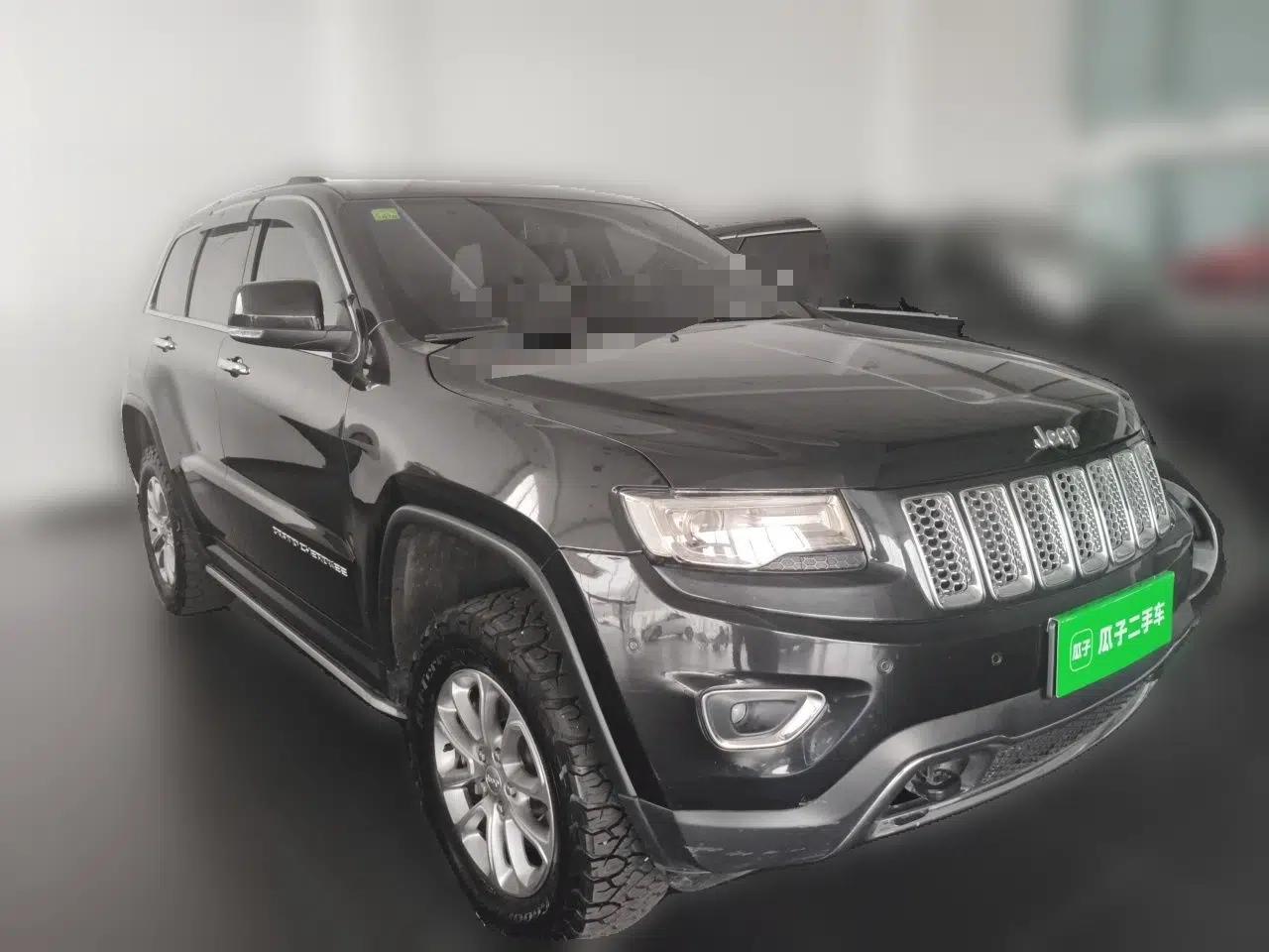 Jeep Grand Cherokee 2014 3.6L Elite Navigation Edition — миниатюра 3