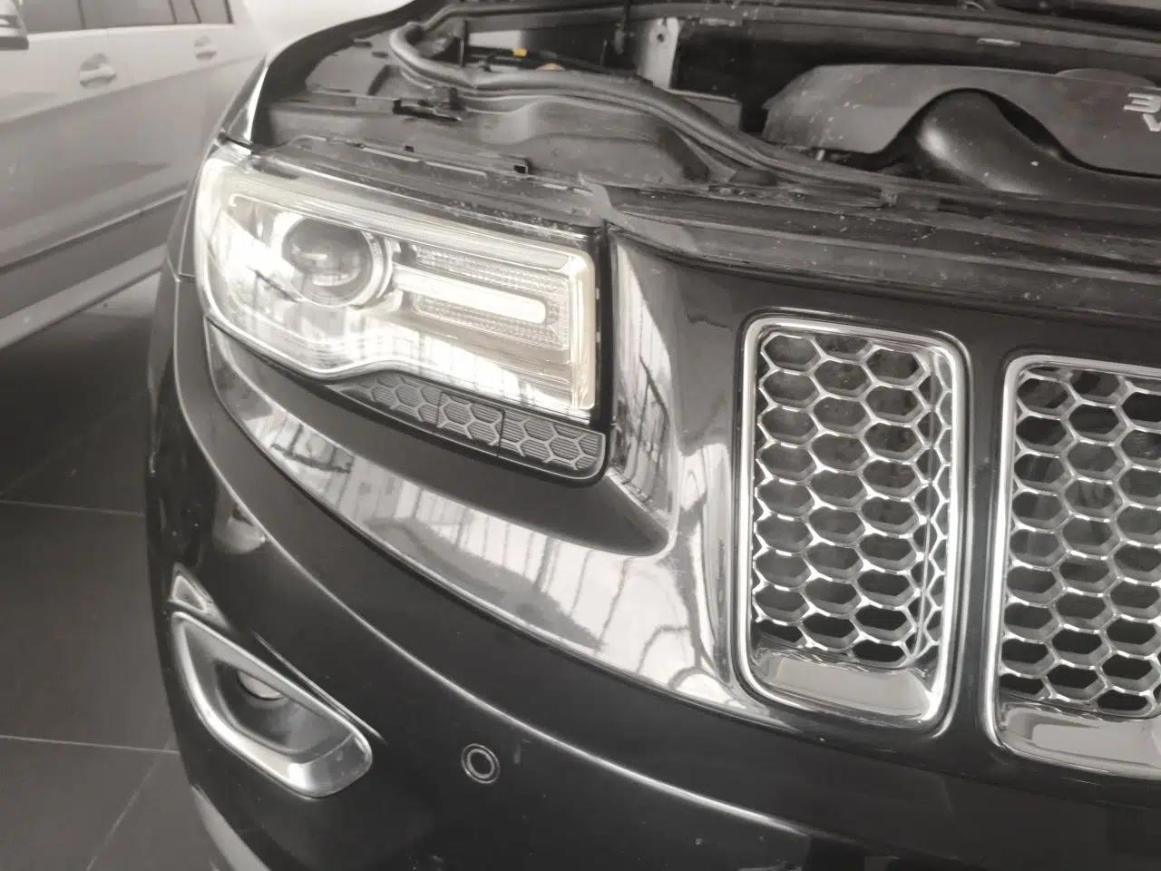 Jeep Grand Cherokee 2014 3.6L Elite Navigation Edition — миниатюра 7
