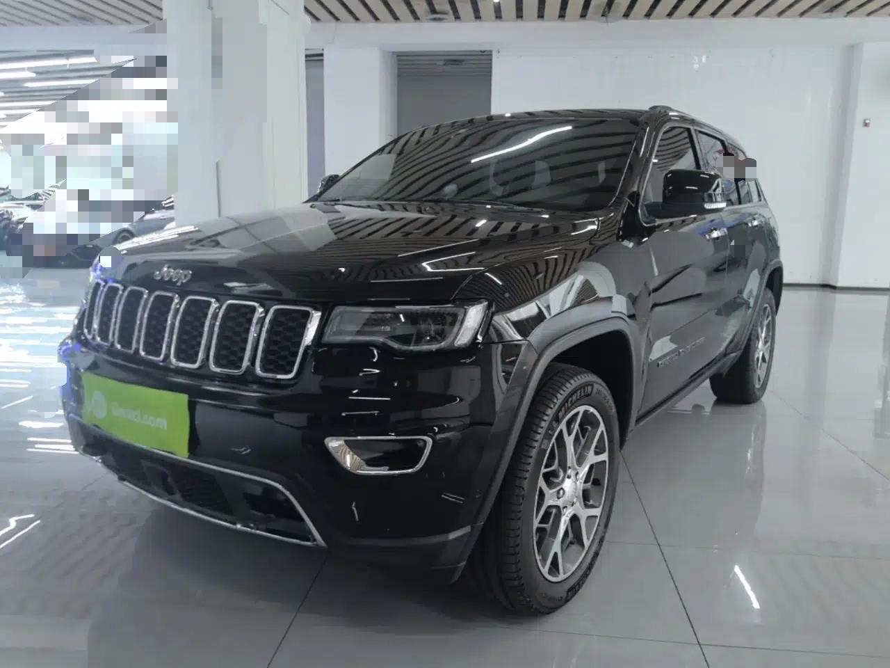 Jeep Grand Cherokee 2020 3.0L Elite Navigation Edition — миниатюра 1