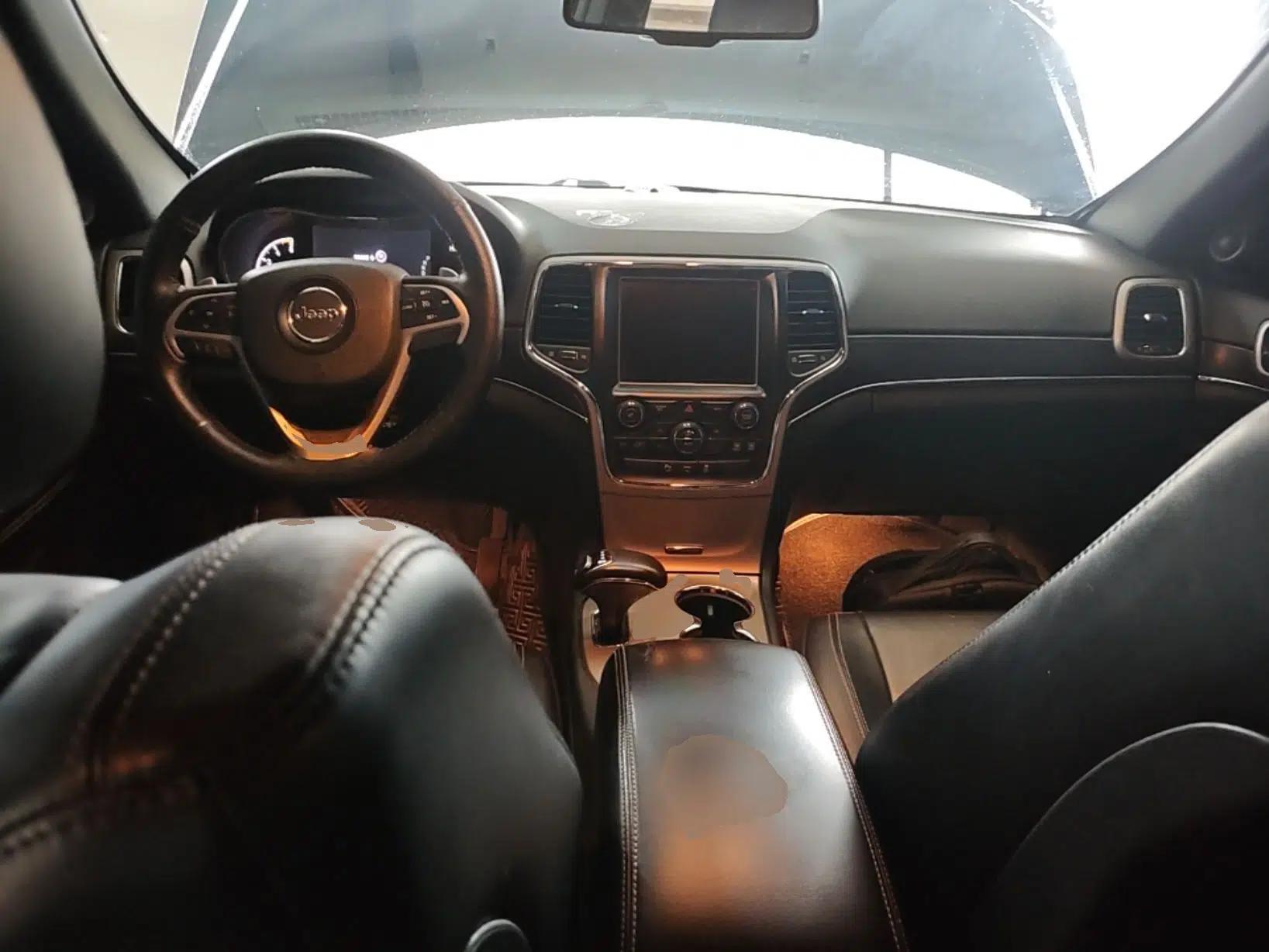 Jeep Grand Cherokee 2015 3.0TD Diesel Comfort Navigation Edition — миниатюра 12