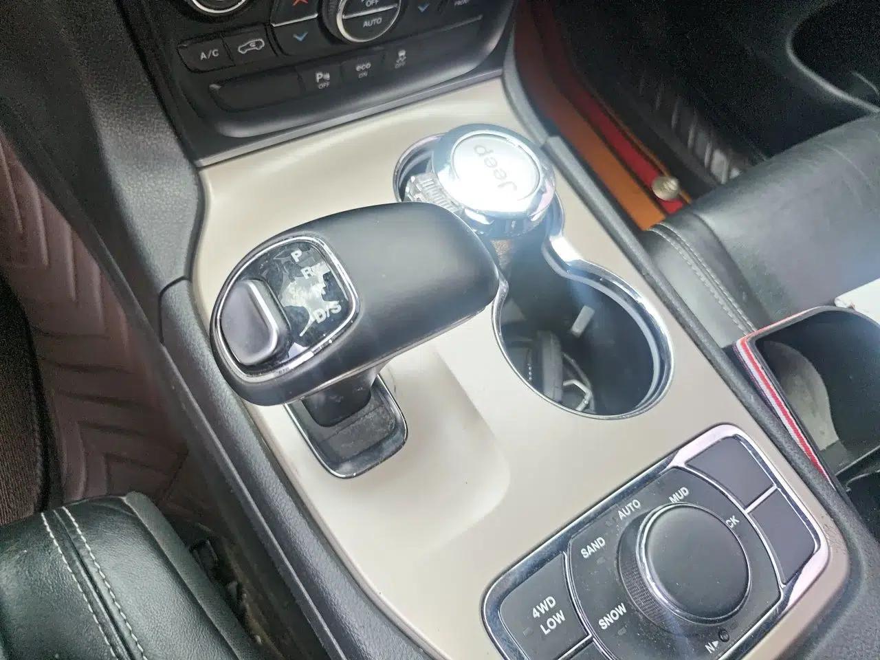 Jeep Grand Cherokee Jeep Grand Cherokee 2014, 3.0-liter U.S. spec, 5 seats (diesel), automatic — миниатюра 14