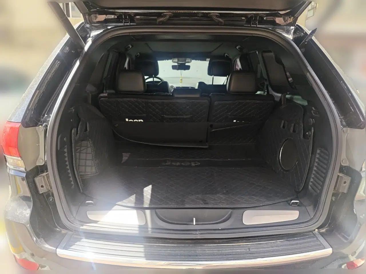 Jeep Grand Cherokee Jeep Grand Cherokee 2014, 3.0-liter U.S. spec, 5 seats (diesel), automatic — миниатюра 19