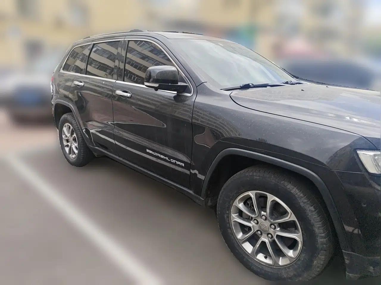 Jeep Grand Cherokee Jeep Grand Cherokee 2014, 3.0-liter U.S. spec, 5 seats (diesel), automatic — миниатюра 3