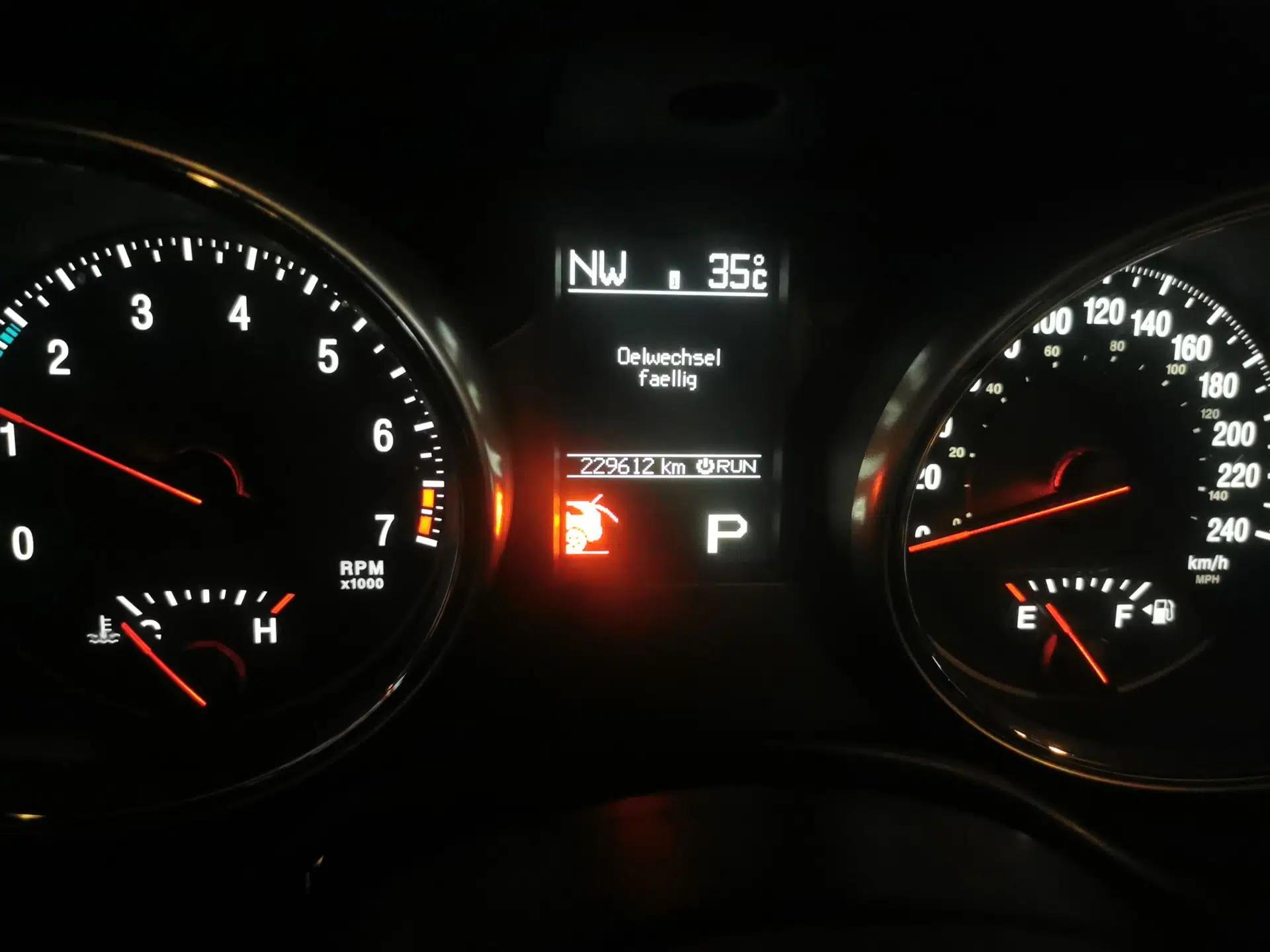 Jeep Grand Cherokee 2013 3.6L Comfort Edition — миниатюра 11