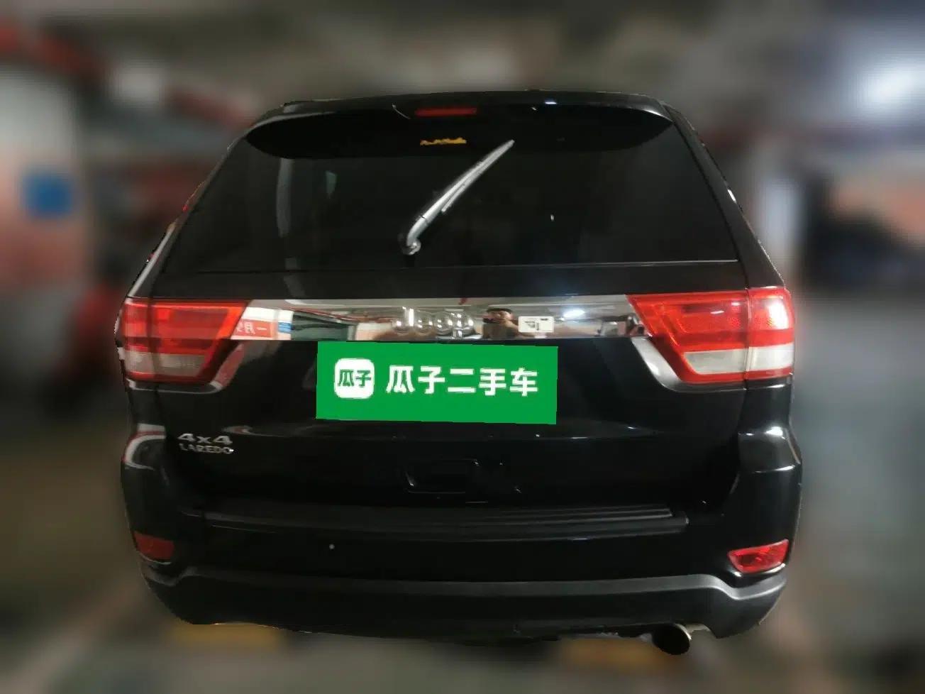 Jeep Grand Cherokee 2013 3.6L Comfort Edition — миниатюра 5
