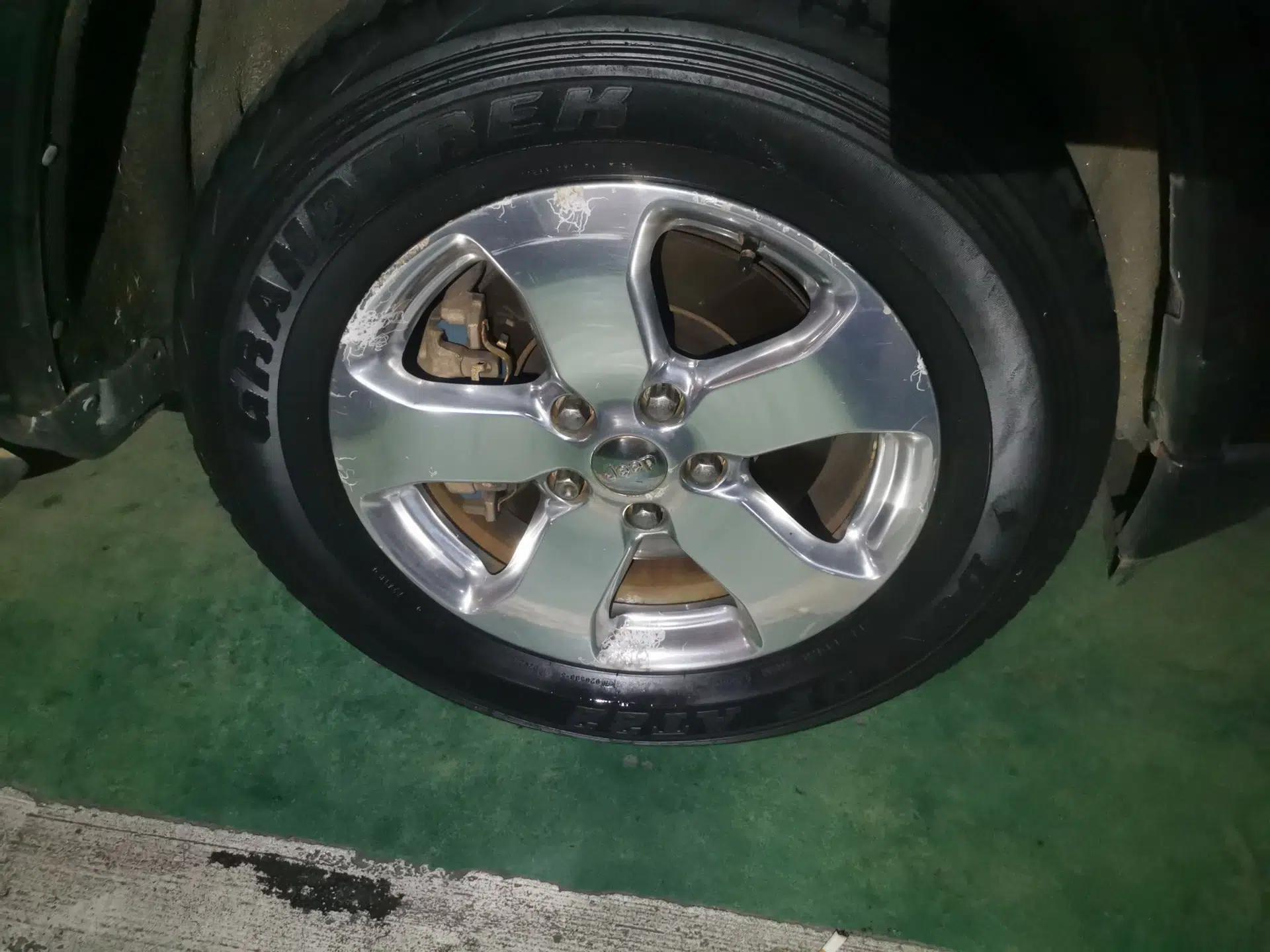 Jeep Grand Cherokee 2013 3.6L Comfort Edition — миниатюра 8