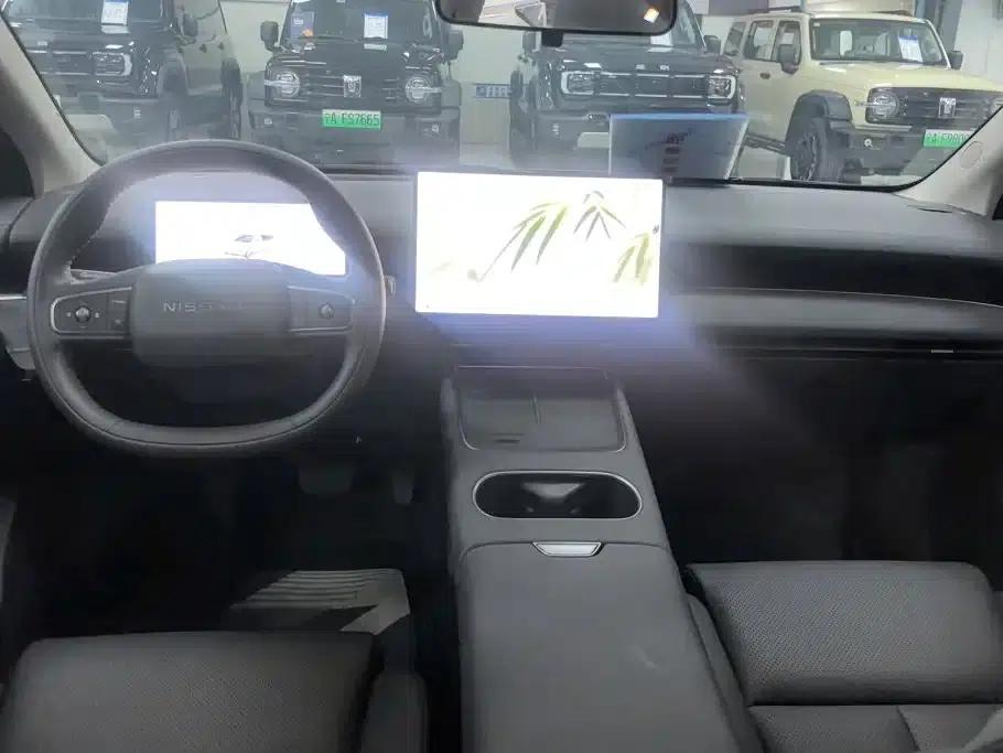 Nissan N6 2026 180 Max — миниатюра 13