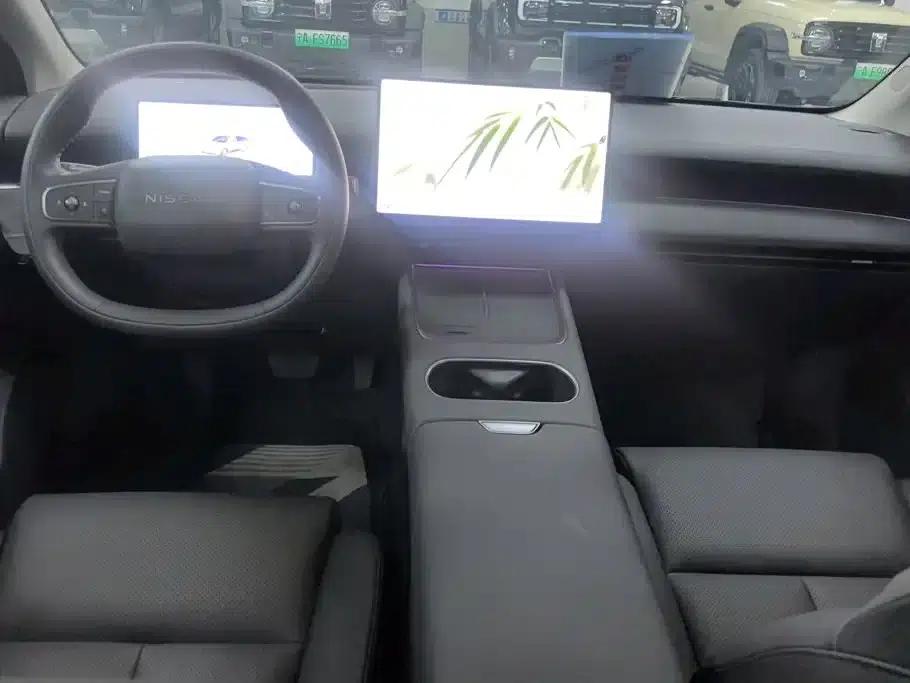 Nissan N6 2026 180 Max — миниатюра 16