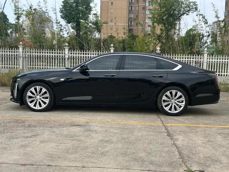 2023 Cadillac CT6 28T Platinum Edition — миниатюра 4