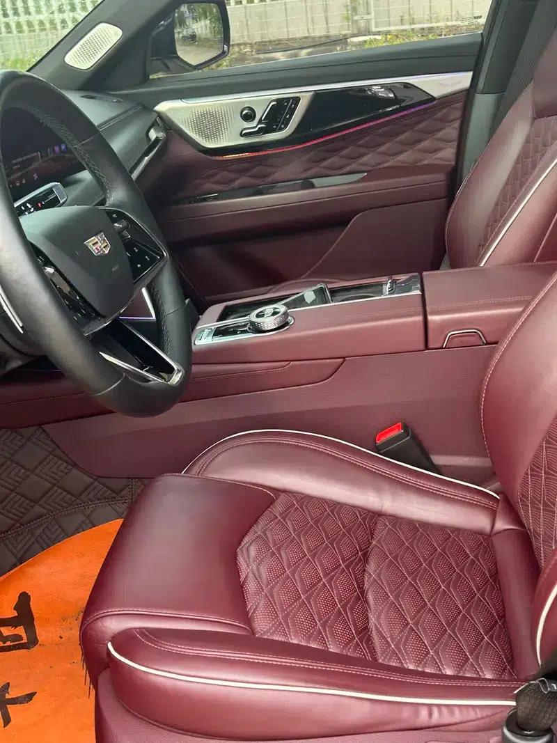 2023 Cadillac CT6 28T Platinum Edition — миниатюра 10