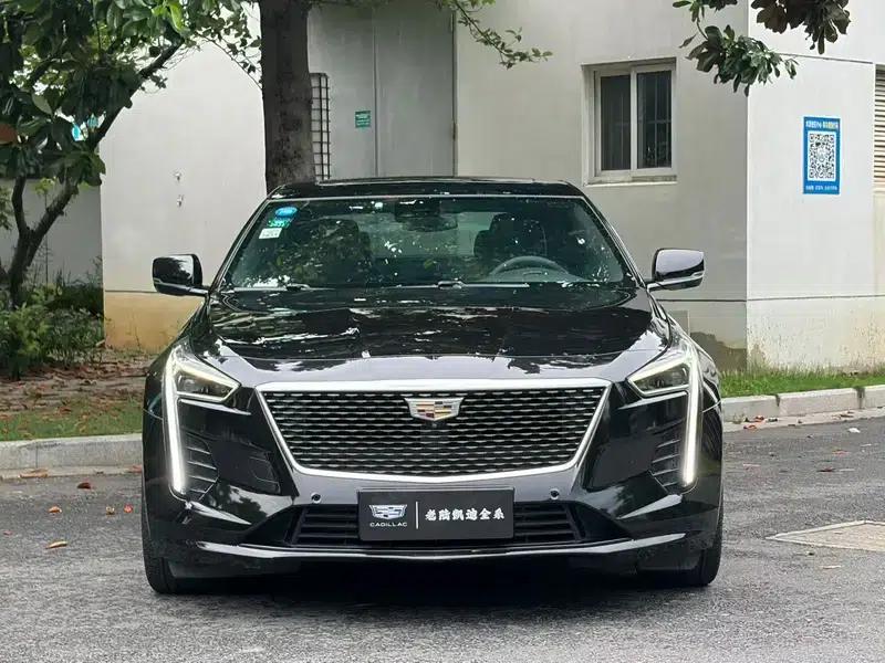 2019 Cadillac CT6 28T Luxury — миниатюра 2