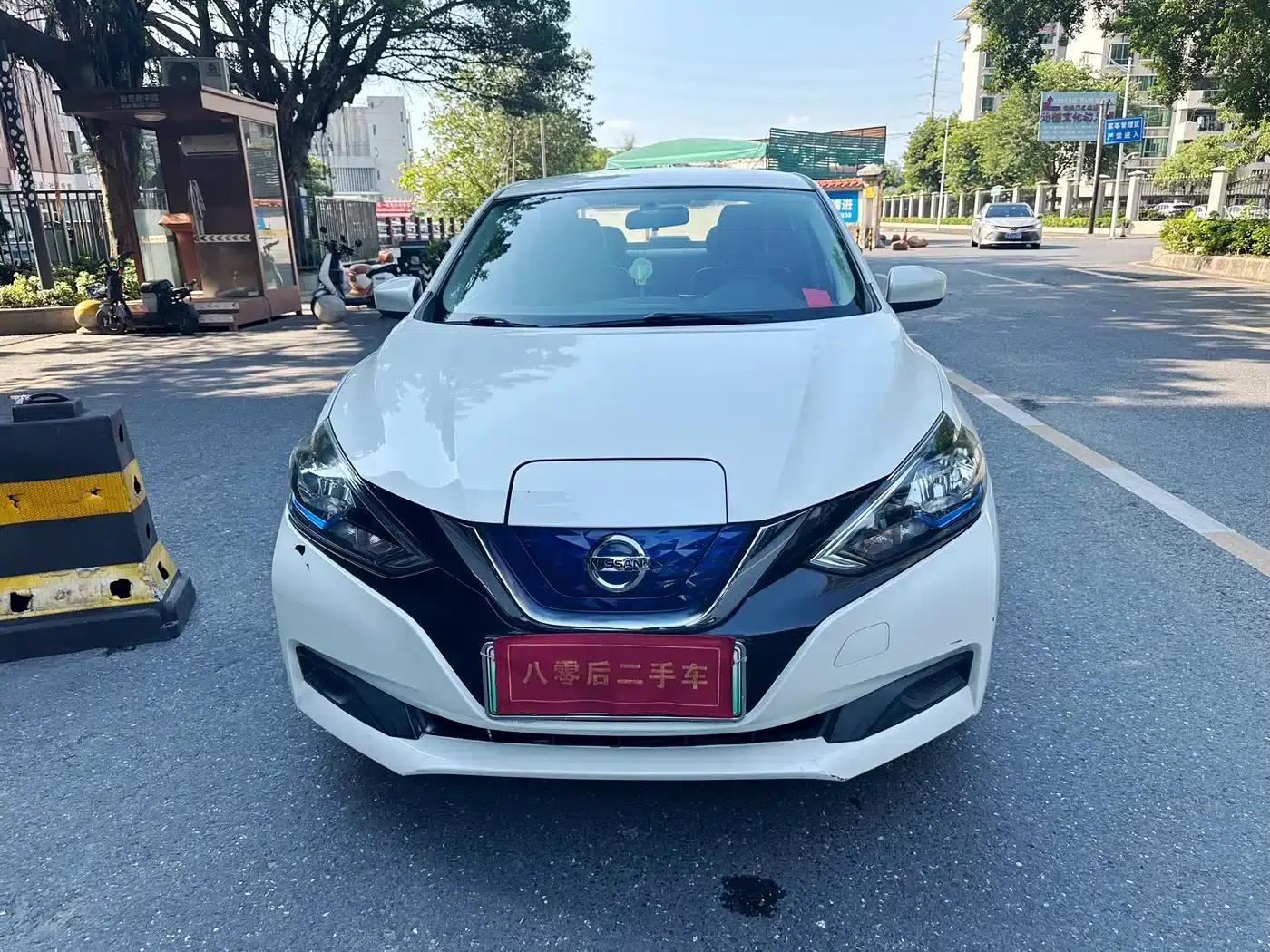 Nissan Sylphy EV 2018 Smart Edition — миниатюра 2