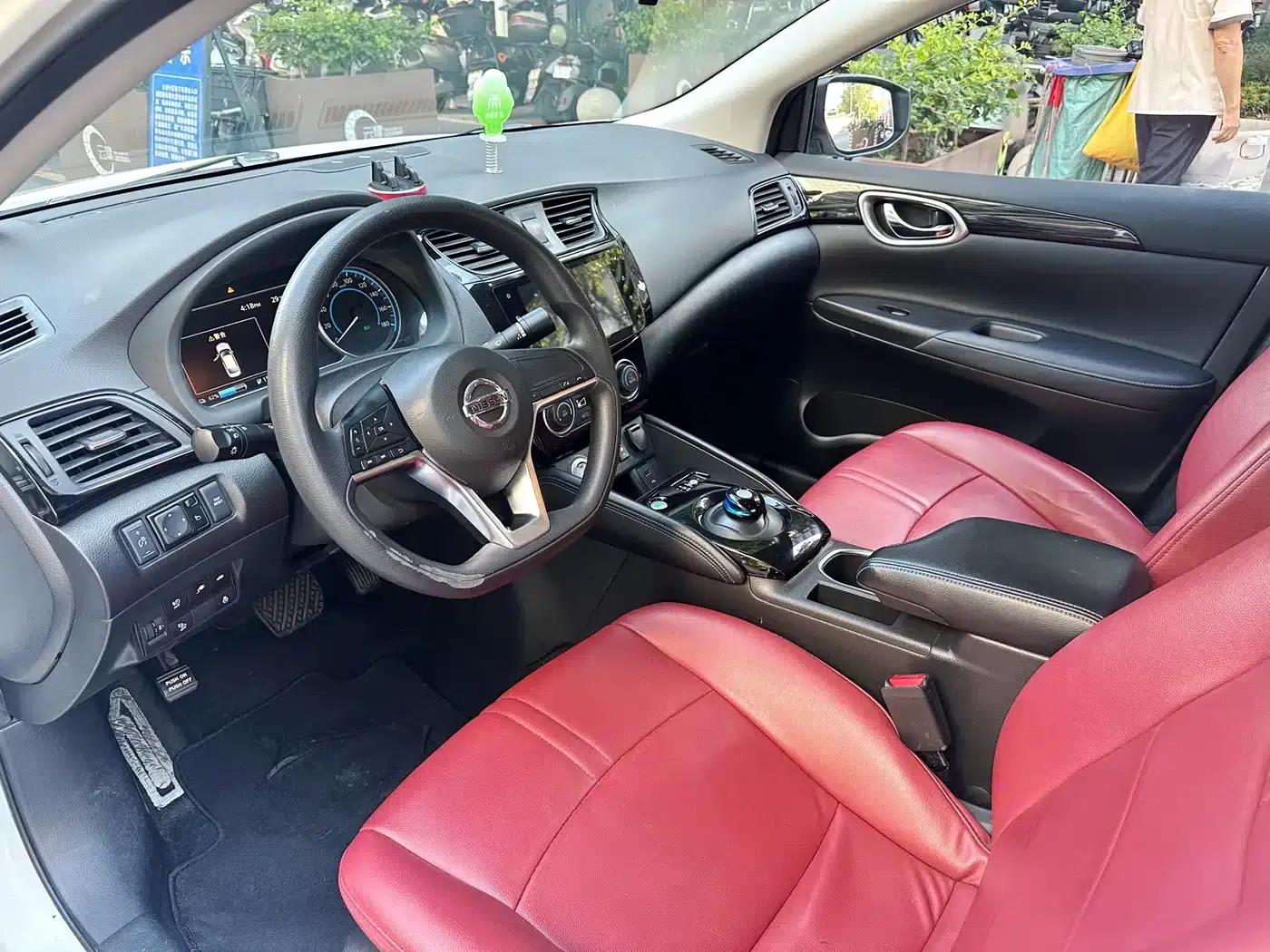Nissan Sylphy EV 2018 Smart Edition — миниатюра 14