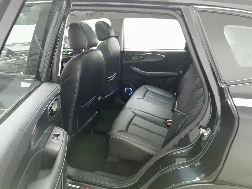 Roewe RX5 2021 PLUS 330TGI Automatic National Trend Smart Edition — миниатюра 15