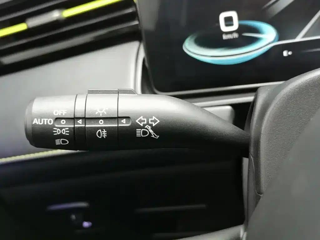 Roewe RX5 2021 PLUS 330TGI Automatic National Trend Smart Edition — миниатюра 21