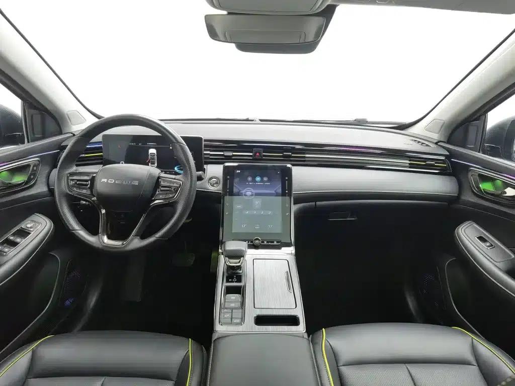 Roewe RX5 2021 PLUS 330TGI Automatic National Trend Smart Edition — миниатюра 5