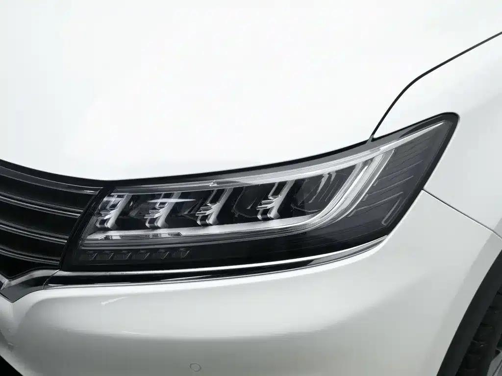 Roewe RX5 2018 20T Two-Wheel Drive Automatic Internet Smart Supreme Edition — миниатюра 7