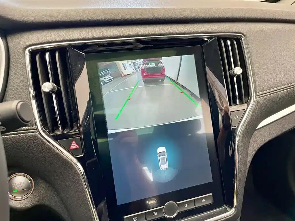 Roewe RX5 2018 20T Two-Wheel Drive Automatic Internet Smart Edition — миниатюра 10