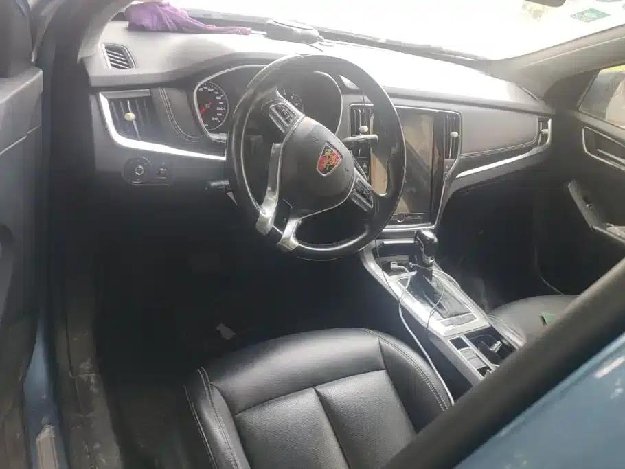 Roewe RX5 2018 20T Two-Wheel Drive Automatic Internet Smart Edition — миниатюра 12