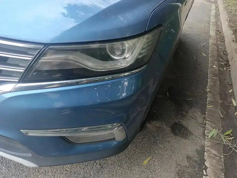 Roewe RX5 2018 20T Two-Wheel Drive Automatic Internet Smart Edition — миниатюра 5