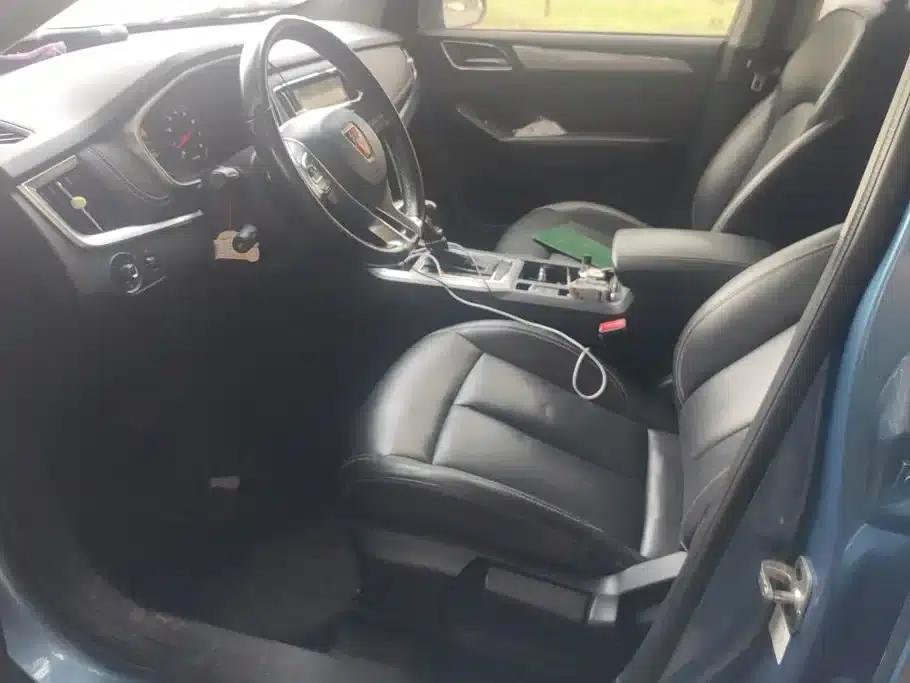 Roewe RX5 2018 20T Two-Wheel Drive Automatic Internet Smart Edition — миниатюра 9